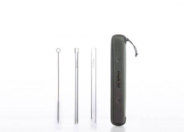 Set de 2 pailles en verre borosilicate et goupillon - Essento  by Simple Lab